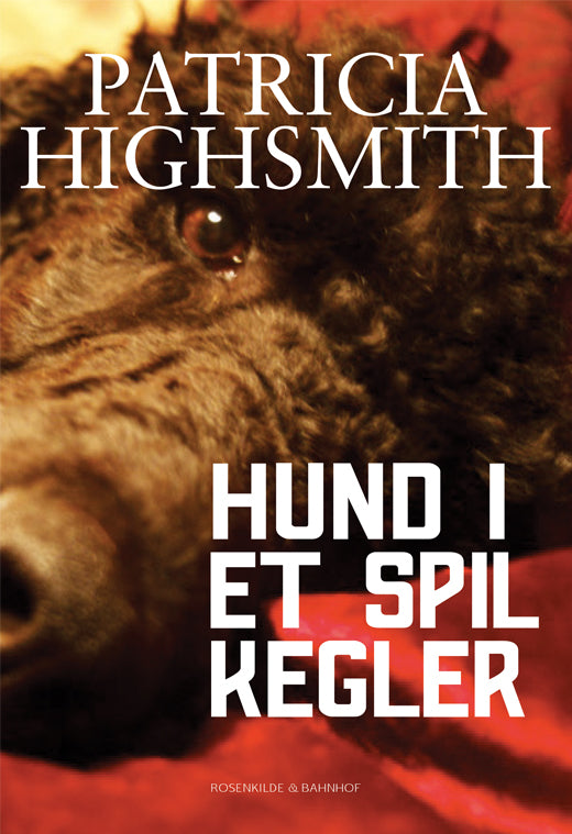 Hund i et spil kegler